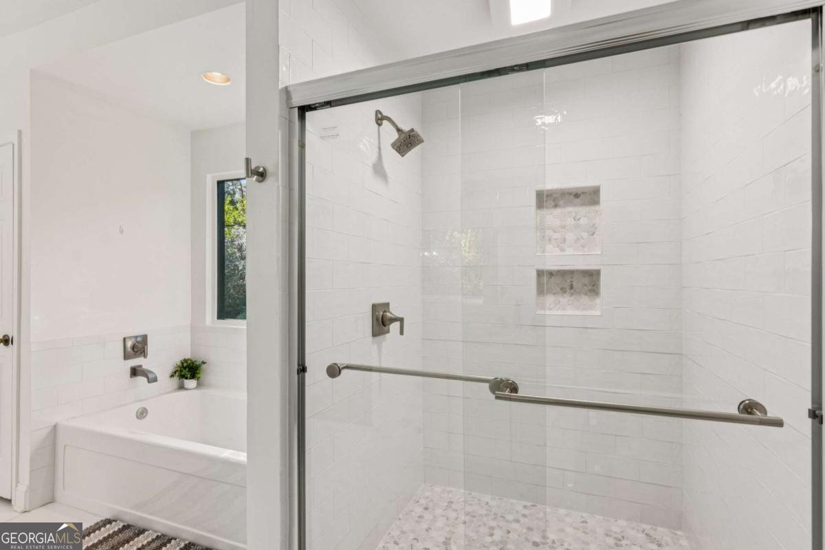 5460 Idlewood Lane Atlanta - 37