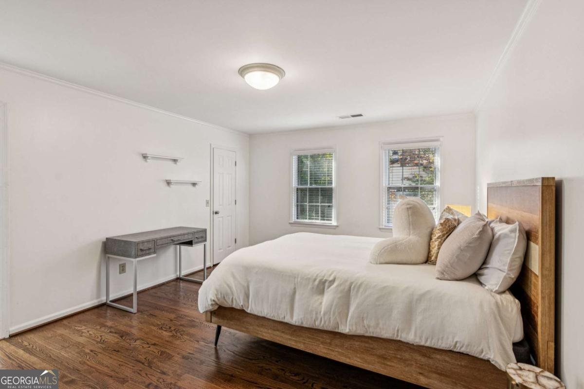 5460 Idlewood Lane Atlanta - 43