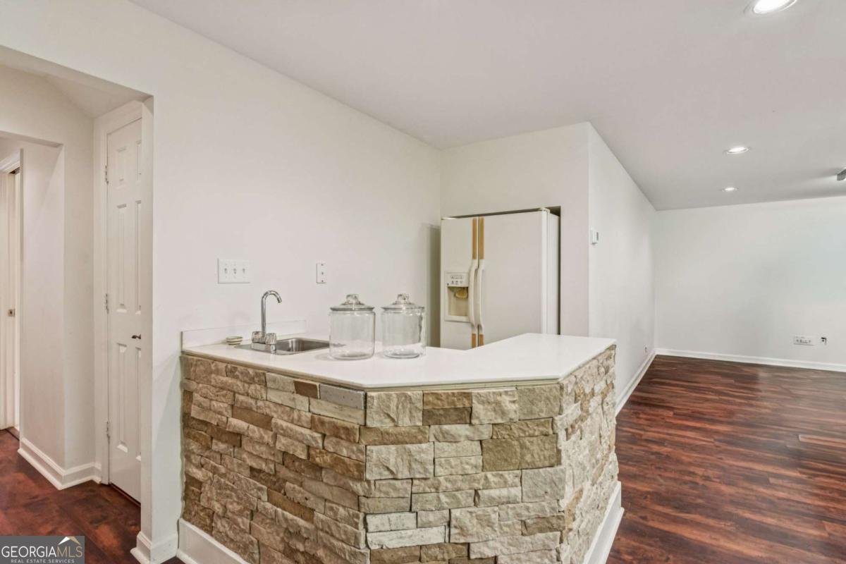 5460 Idlewood Lane Atlanta - 55