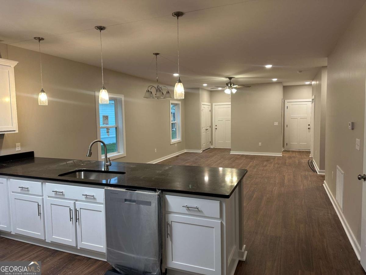 113 Sidetrack Circle Comer - 4