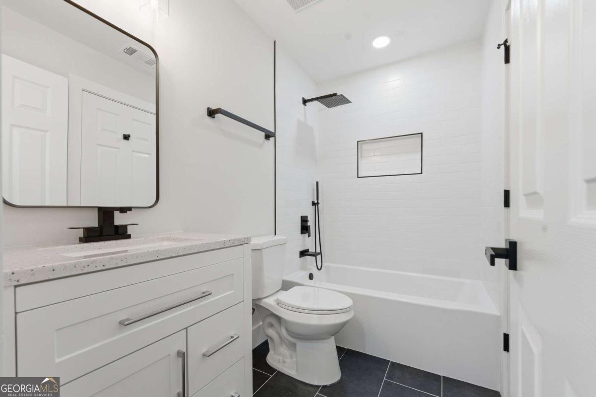 435 Lake Point Trace Canton - 15