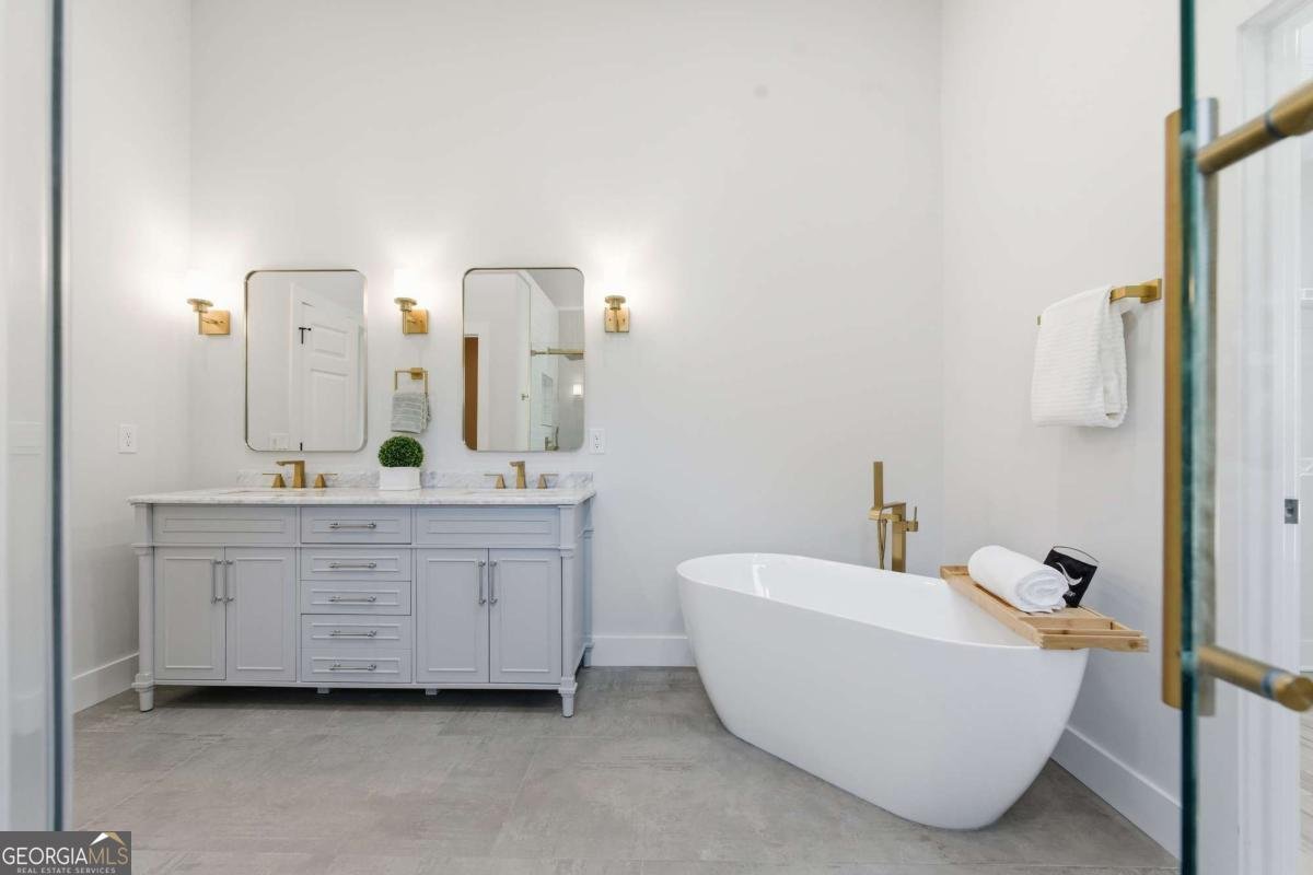 435 Lake Point Trace Canton - 34