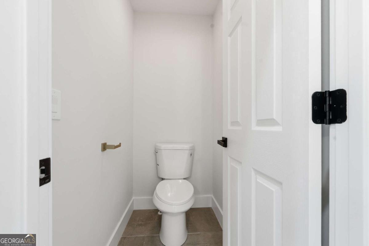 435 Lake Point Trace Canton - 38