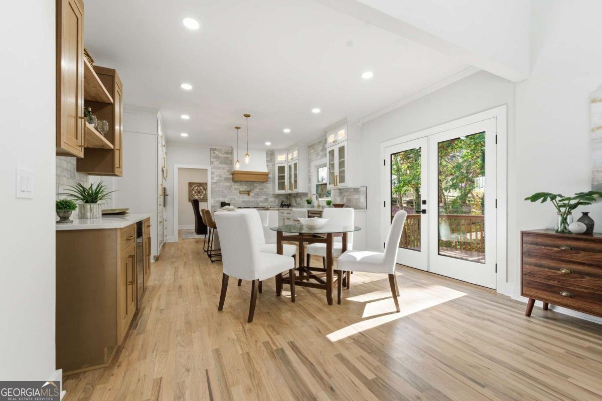 435 Lake Point Trace Canton - 5