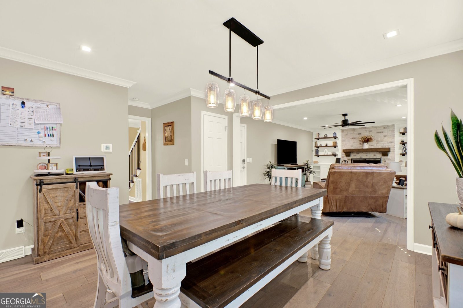 13 Parkway Drive Rome - 12