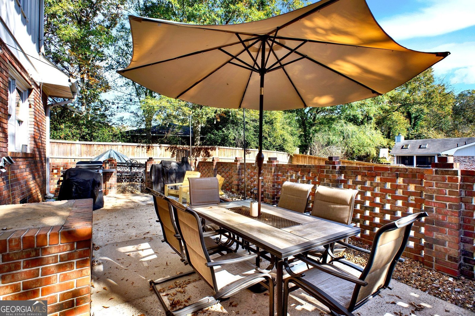 13 Parkway Drive Rome - 35