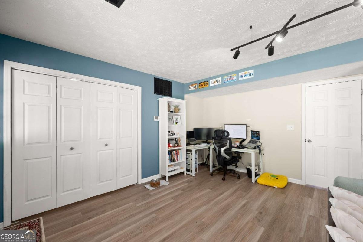 35 Leighs Grove Way Grayson - 35