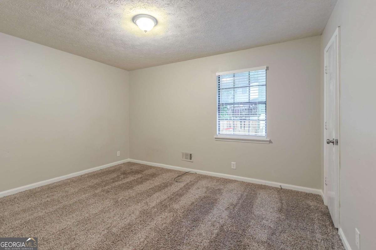 2045 Scarbrough Drive Stone Mountain - 17