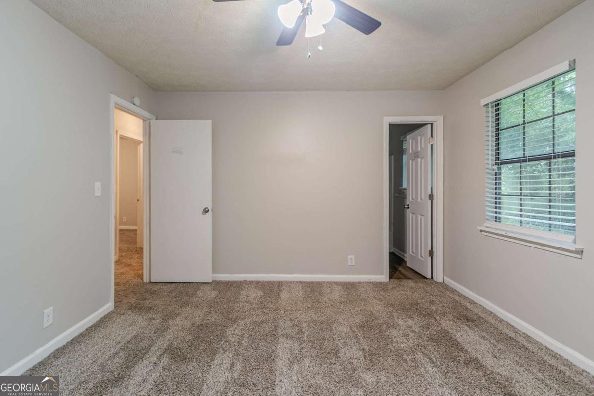 2045 Scarbrough Drive Stone Mountain - 21