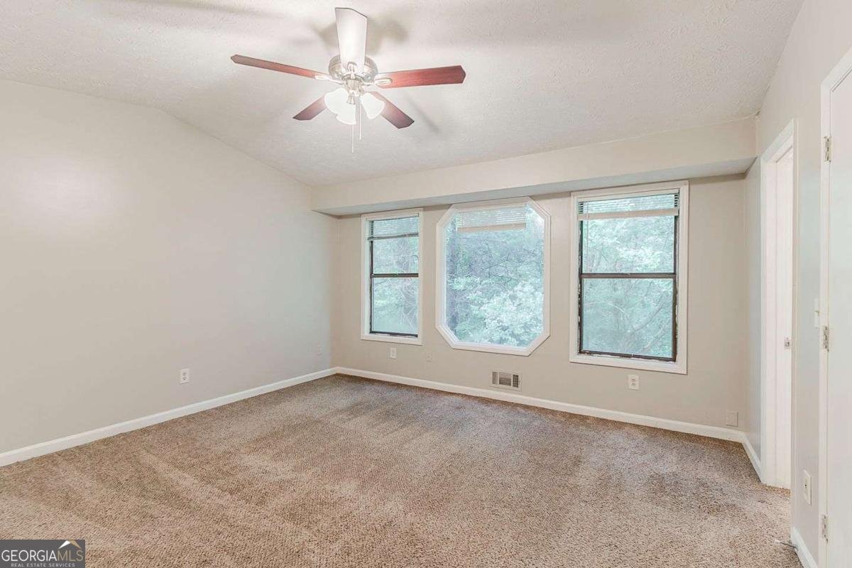 2218 Lowtrail Court Lithonia - 1