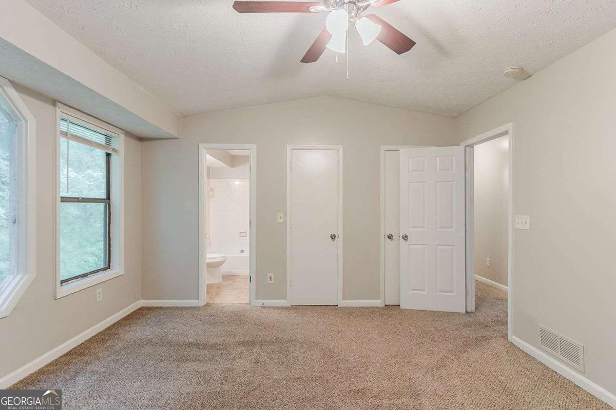 2218 Lowtrail Court Lithonia - 3