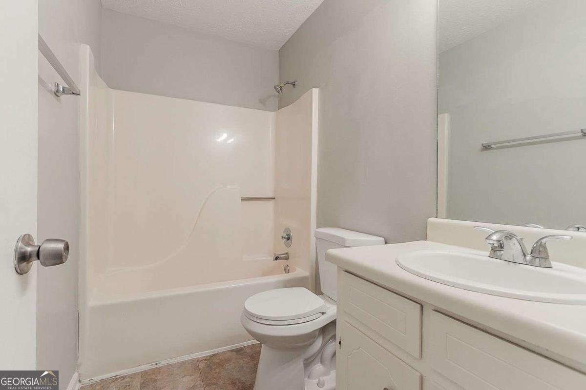 2218 Lowtrail Court Lithonia - 9