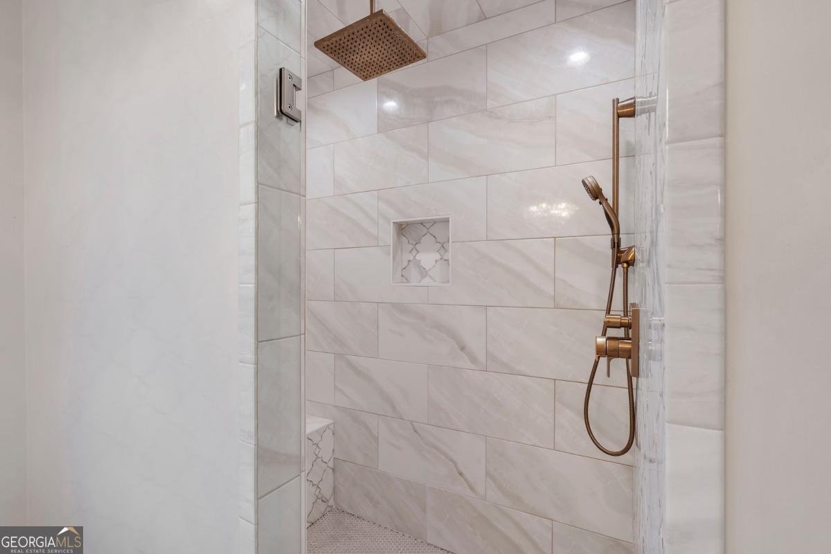 325 White Columns Court Alpharetta - 35