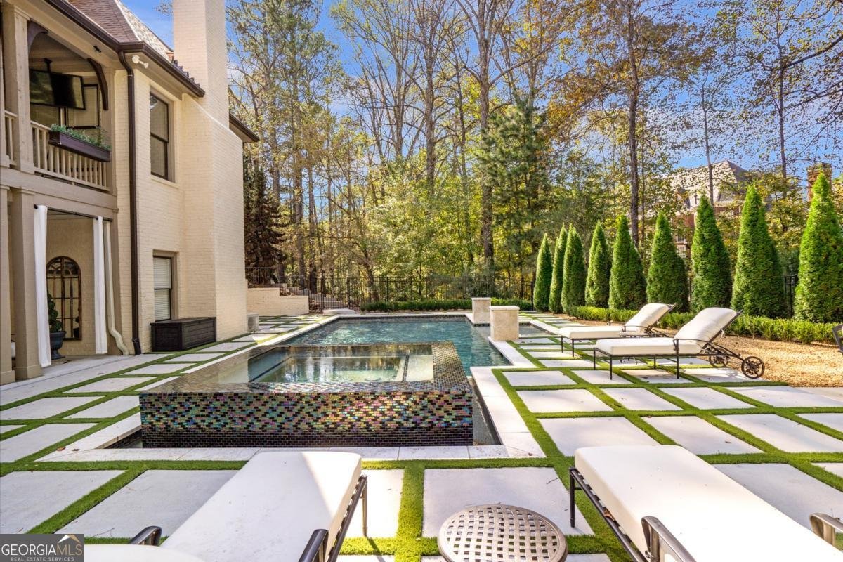 325 White Columns Court Alpharetta - 7