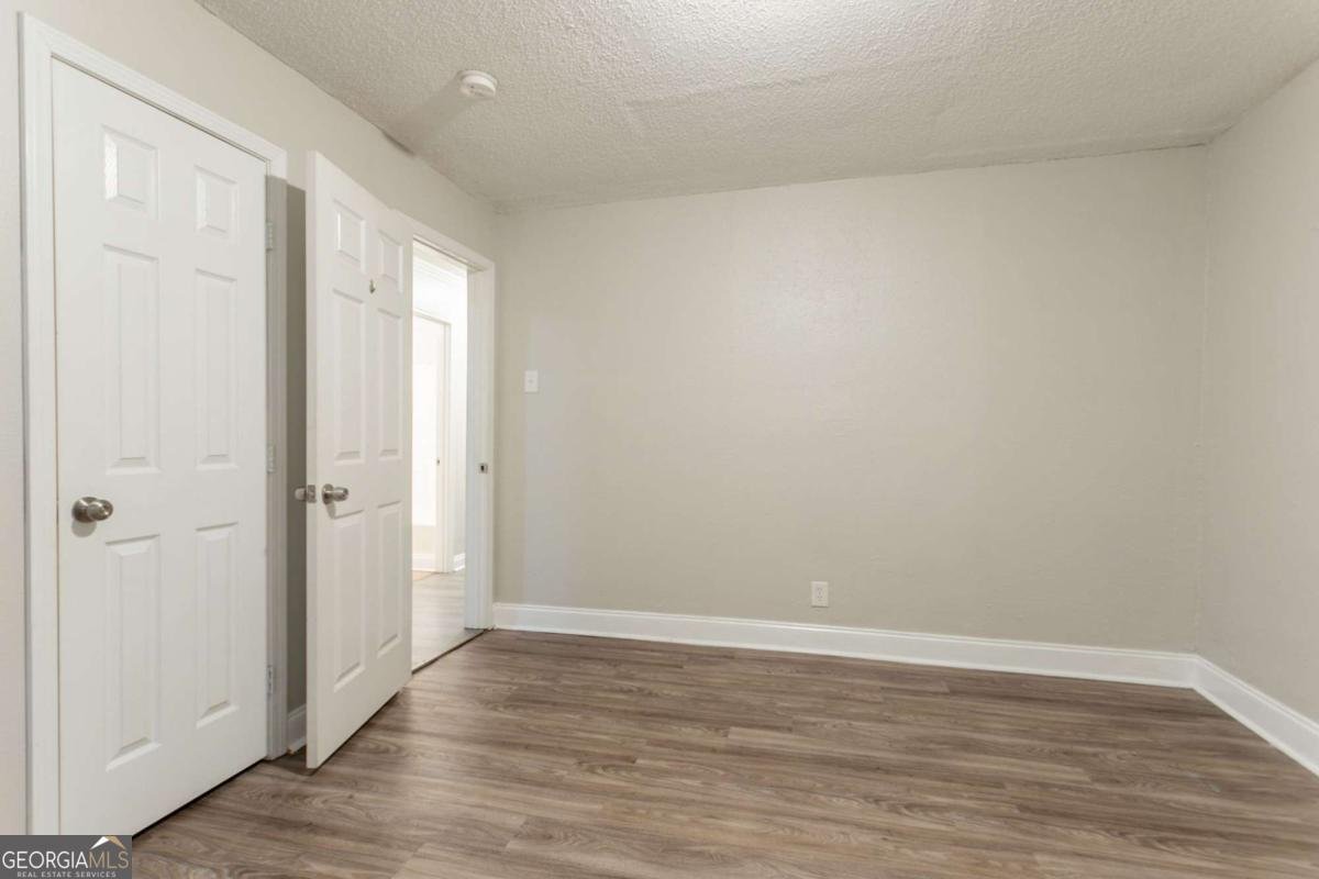 2817 Burton Road Atlanta - 24