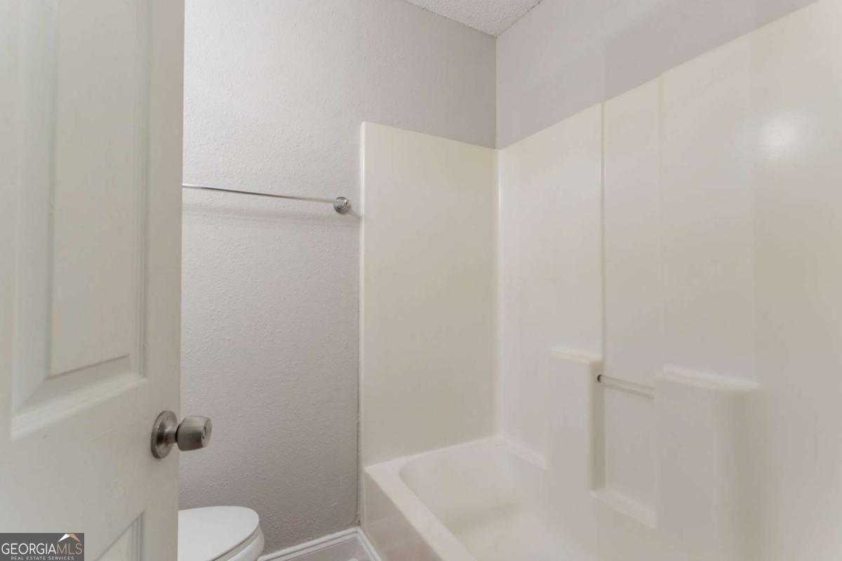 2817 Burton Road Atlanta - 25