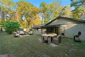 2655 Whisper Trail Douglasville - 31