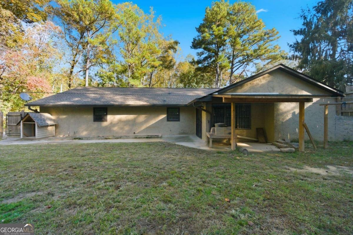 2655 Whisper Trail Douglasville - 34