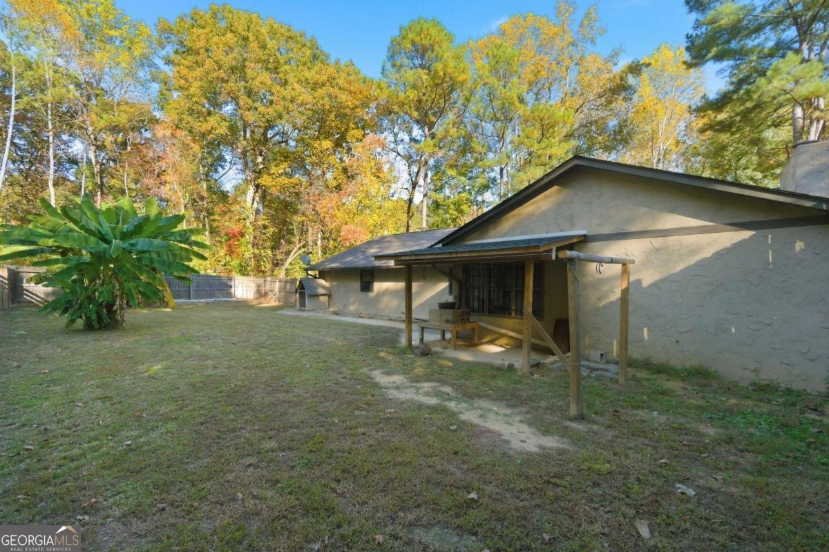 2655 Whisper Trail Douglasville - 35