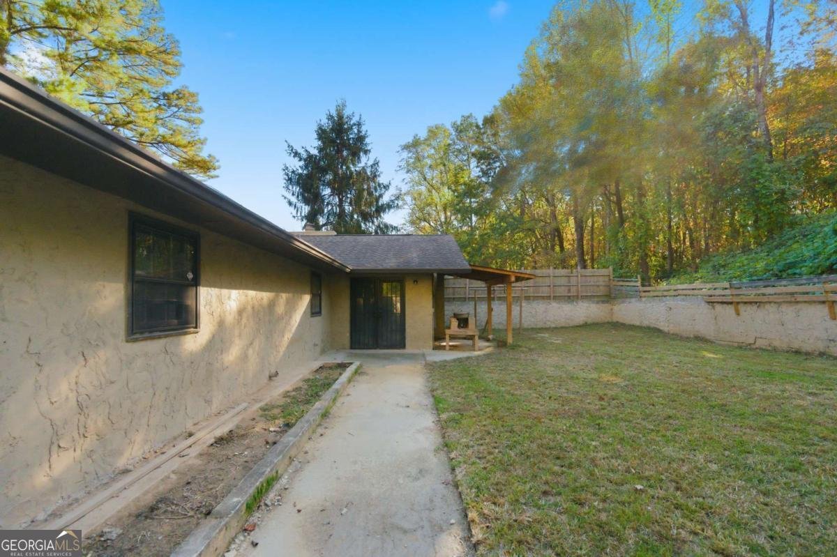 2655 Whisper Trail Douglasville - 36