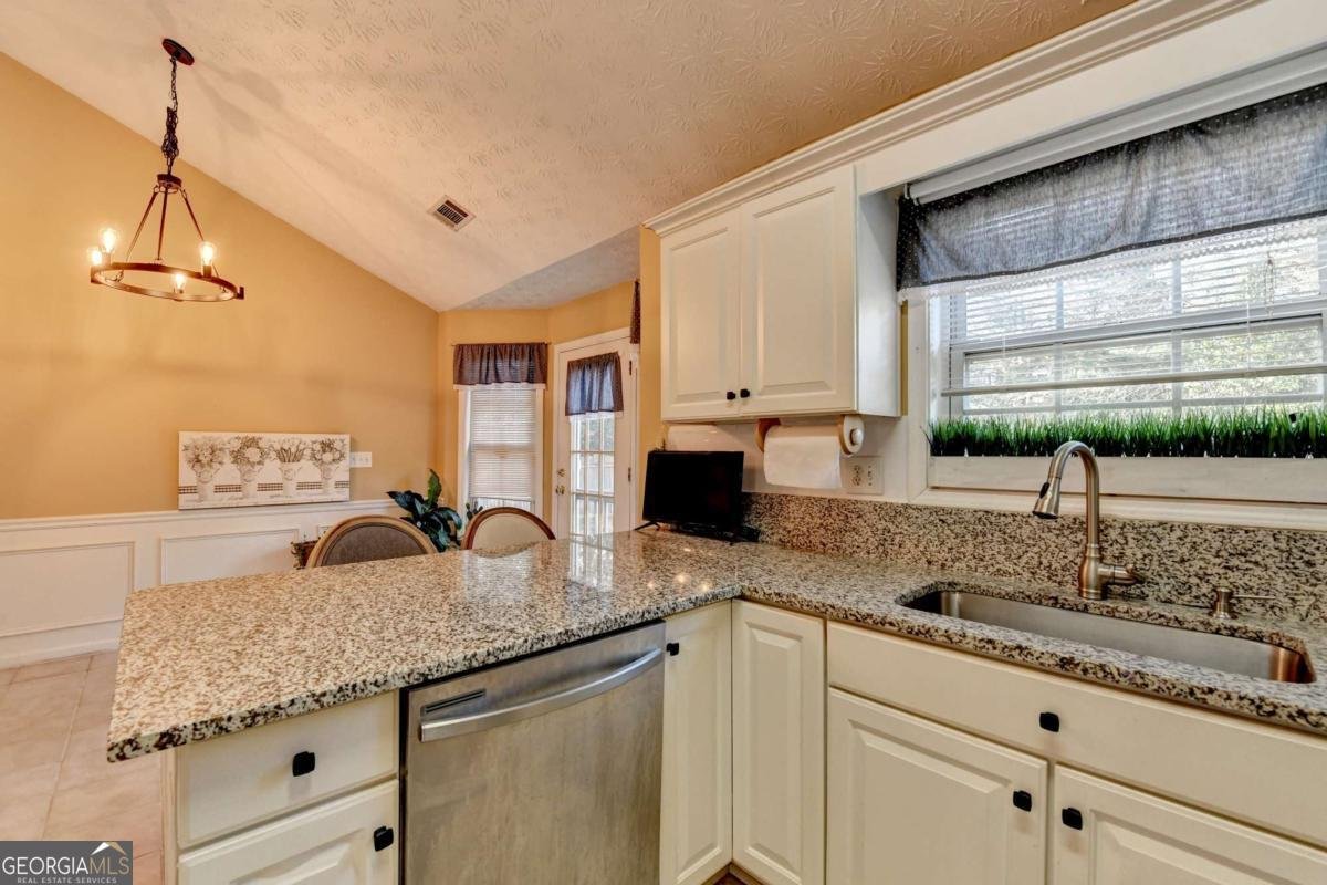 270 Victoria Station Boulevard Lawrenceville - 6