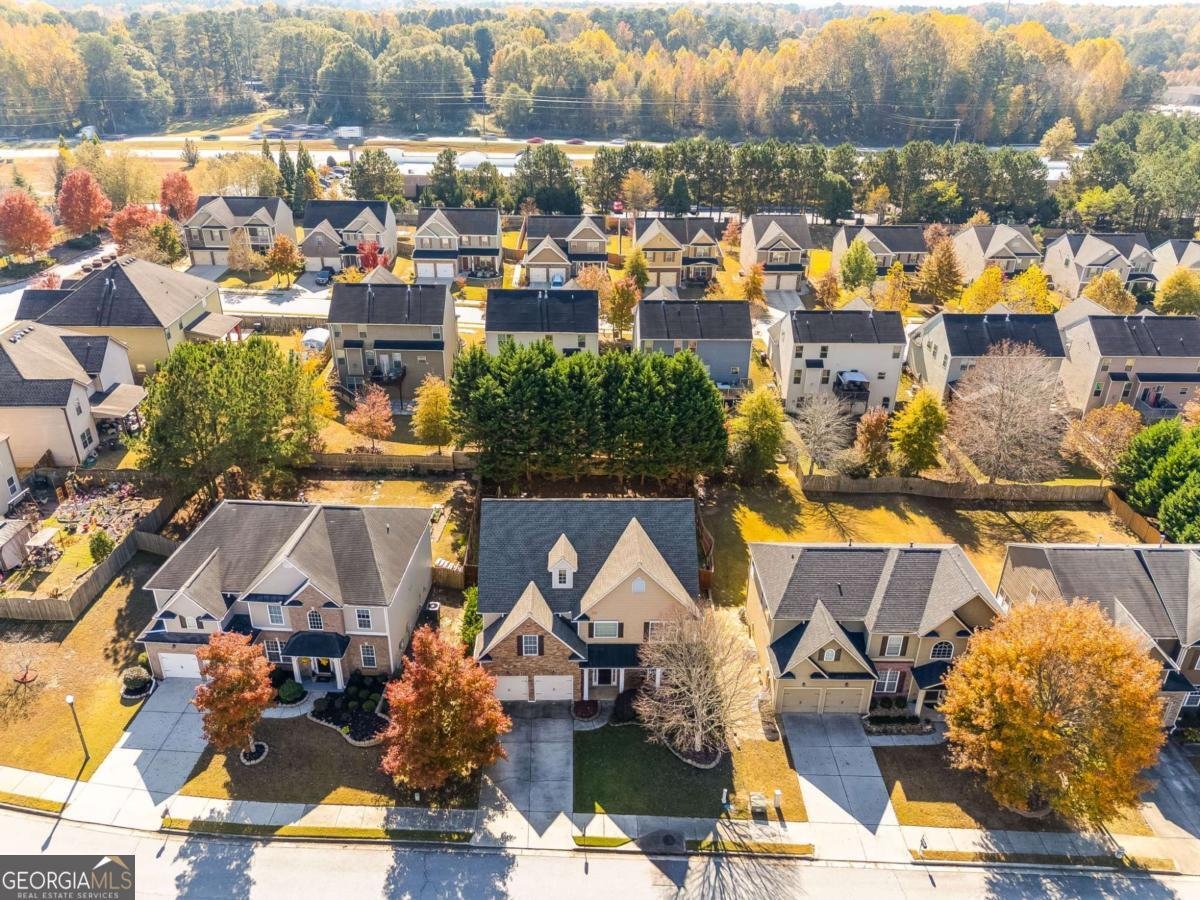 1502 Silver Mist Circle Powder Springs - 11