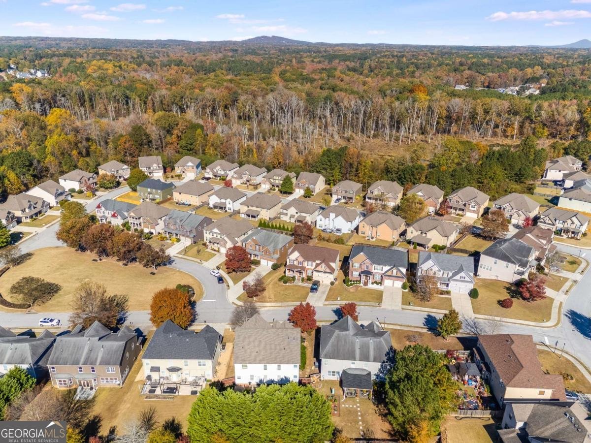 1502 Silver Mist Circle Powder Springs - 14