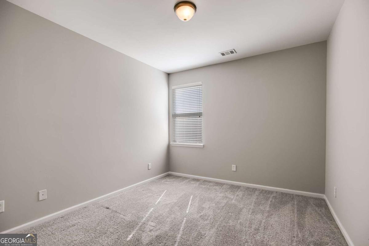 1502 Silver Mist Circle Powder Springs - 24