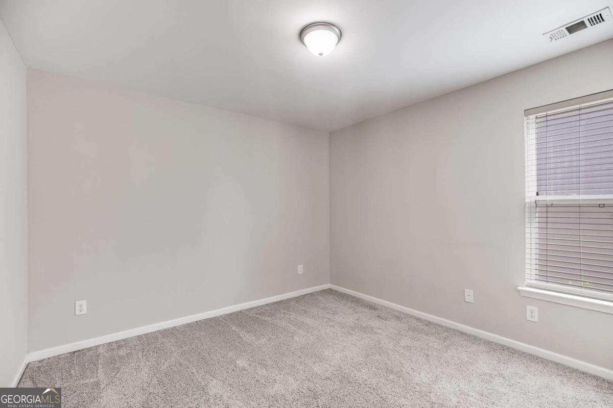 1502 Silver Mist Circle Powder Springs - 25