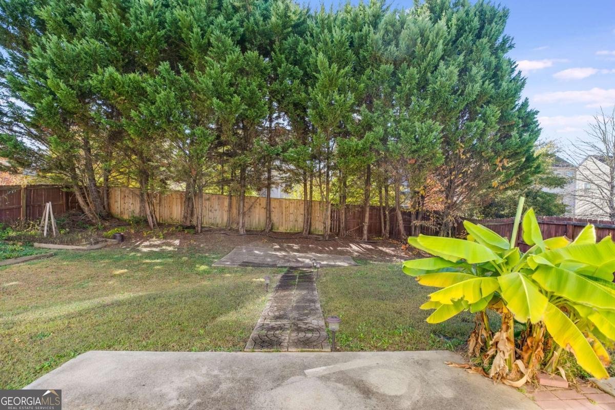 1502 Silver Mist Circle Powder Springs - 8