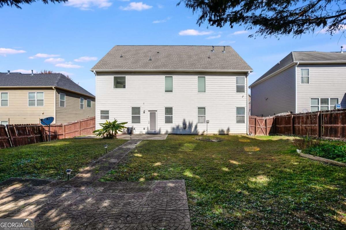 1502 Silver Mist Circle Powder Springs - 9