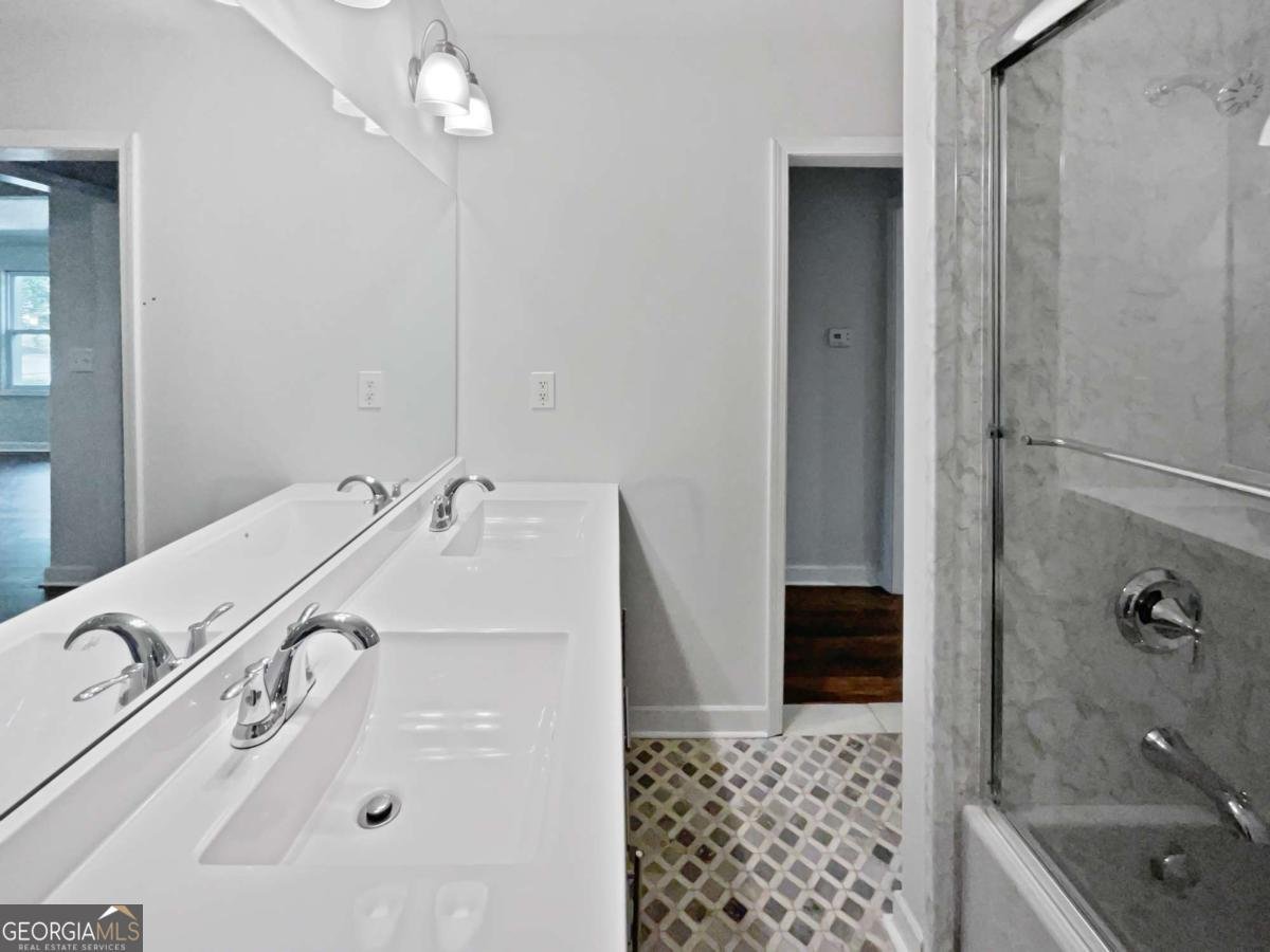 2122 Belhaven Lane Atlanta - 18