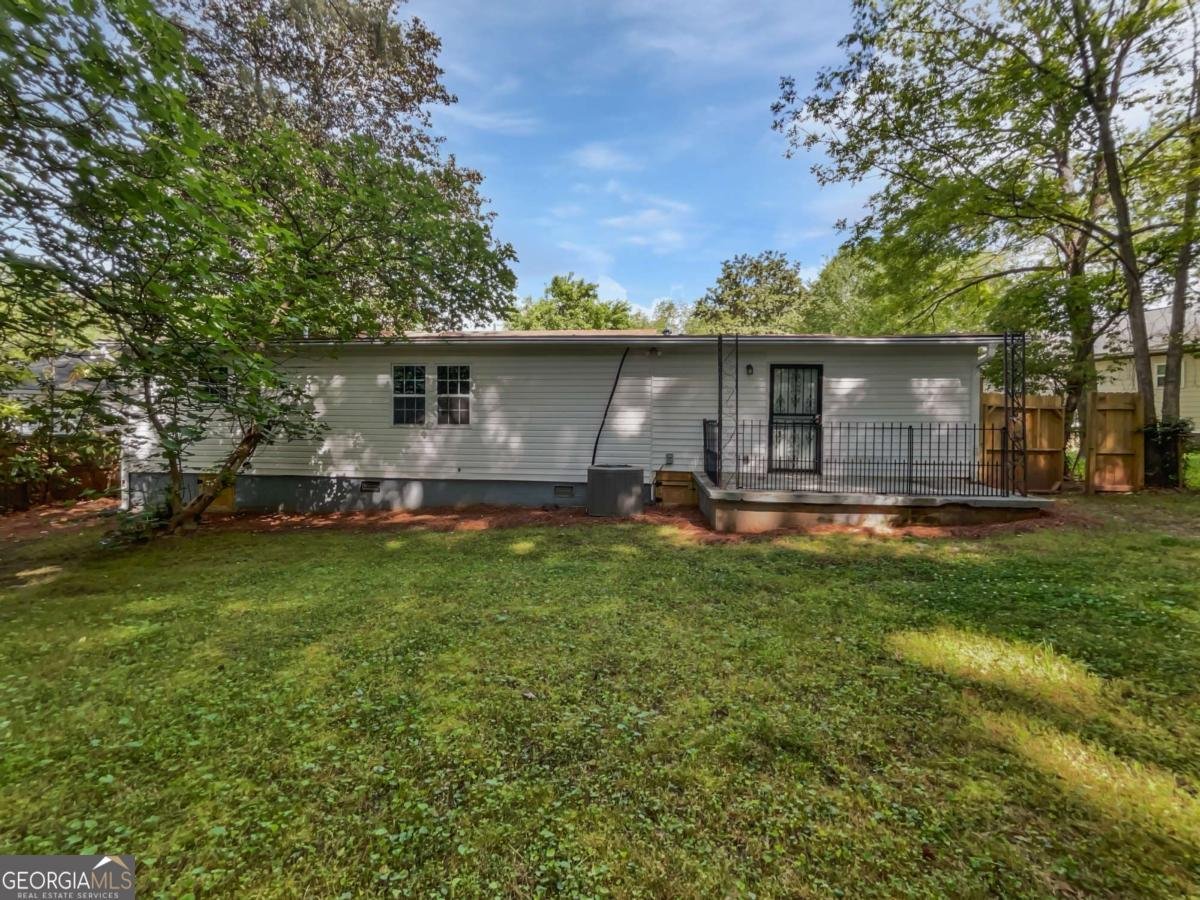 2122 Belhaven Lane Atlanta - 24