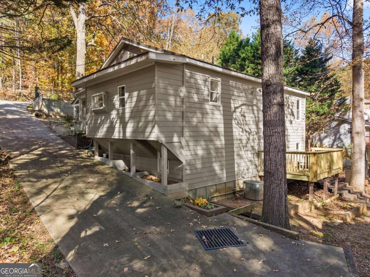 6315 Eidson Drive Cumming - 42