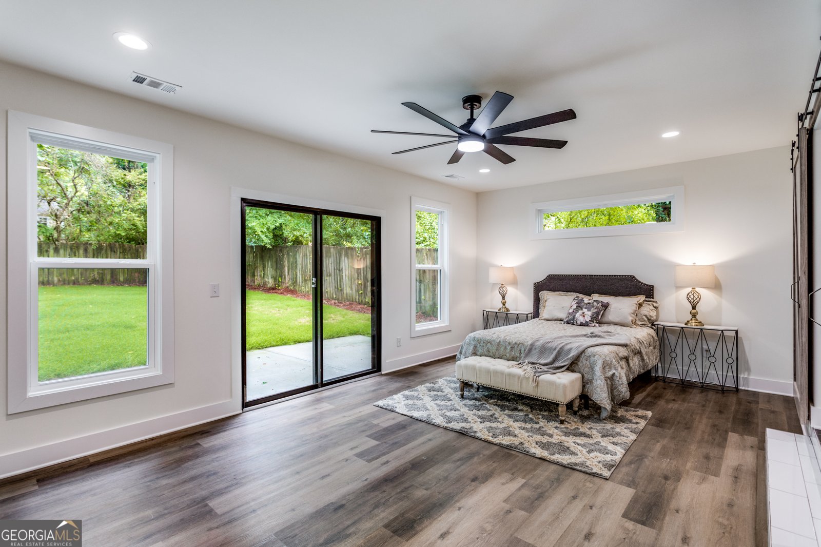 1328 GUS THORNHILL JR Drive East Point - 16