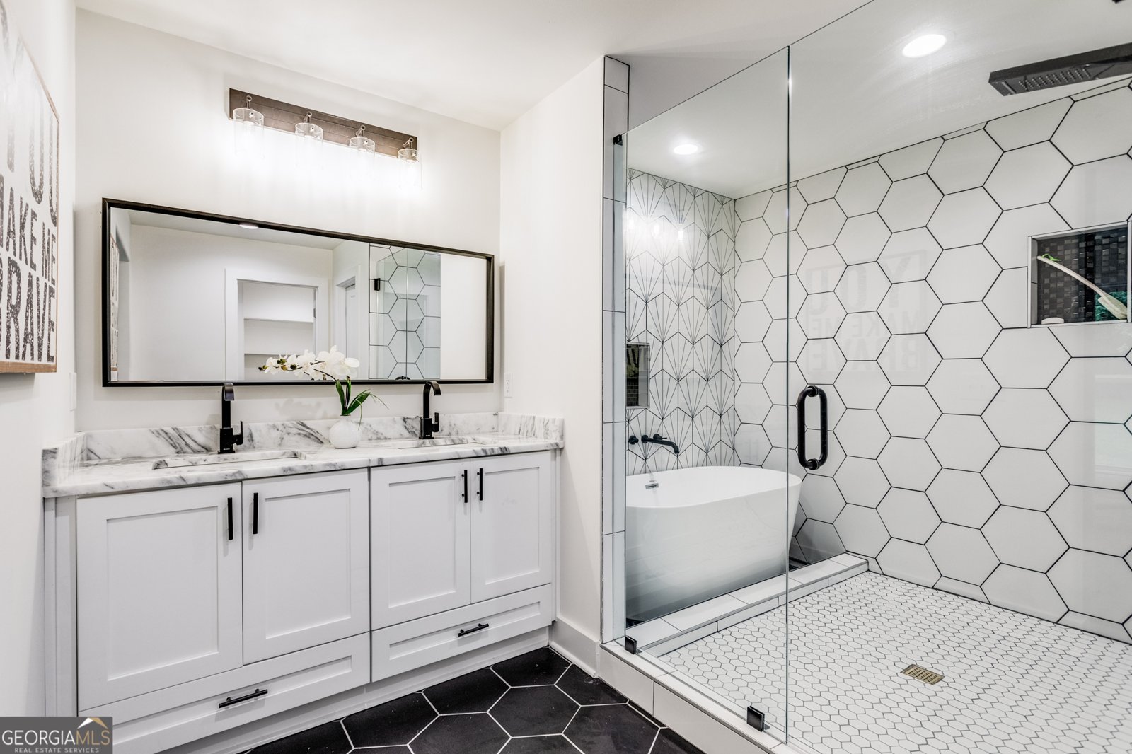 1328 GUS THORNHILL JR Drive East Point - 19