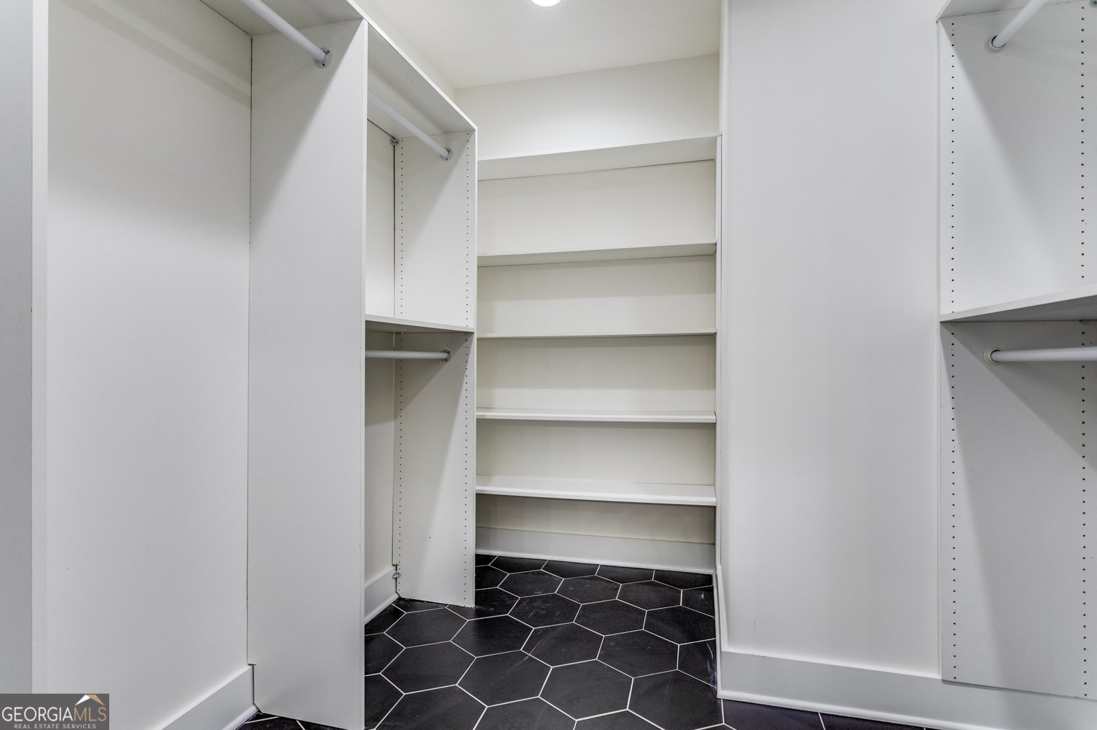 1328 GUS THORNHILL JR Drive East Point - 21