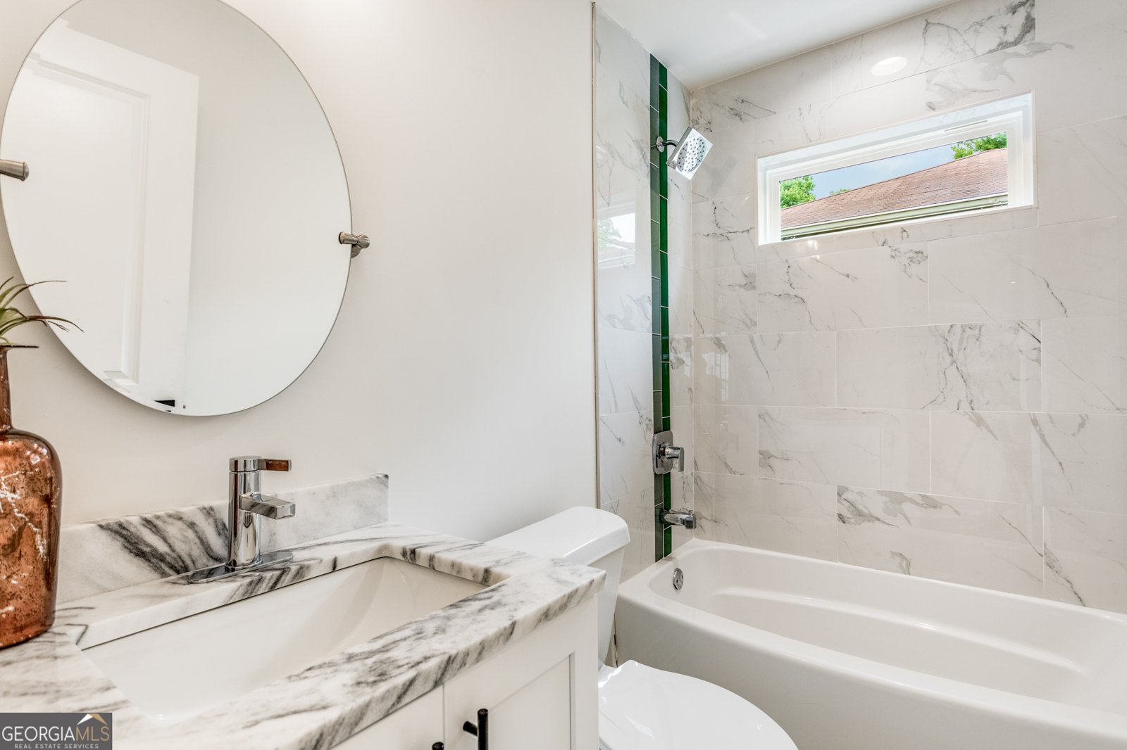 1328 GUS THORNHILL JR Drive East Point - 28