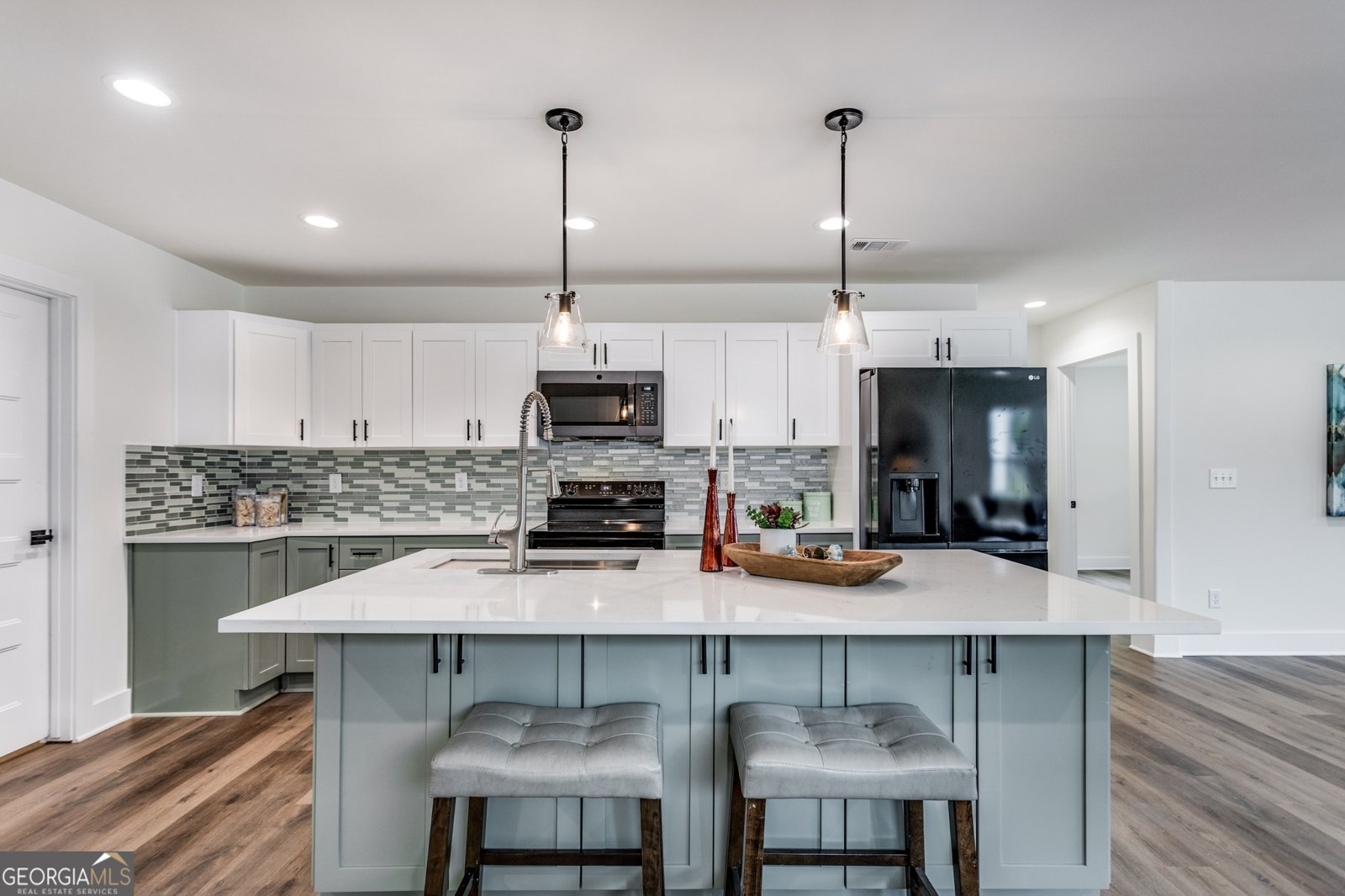 1328 GUS THORNHILL JR Drive East Point - 8