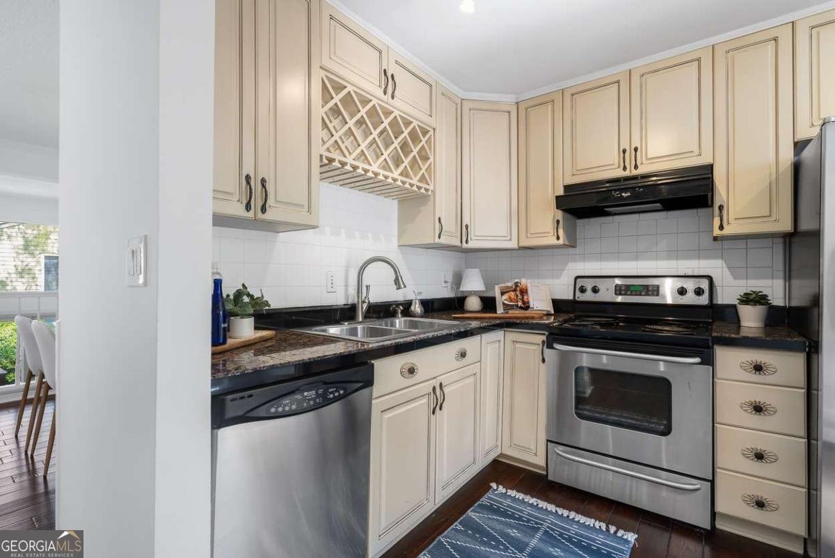 1127 Riverbend Club Drive Atlanta - 7