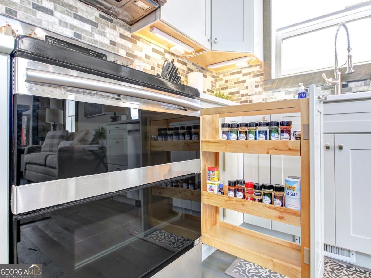 685 Main Street Blue Ridge - 10