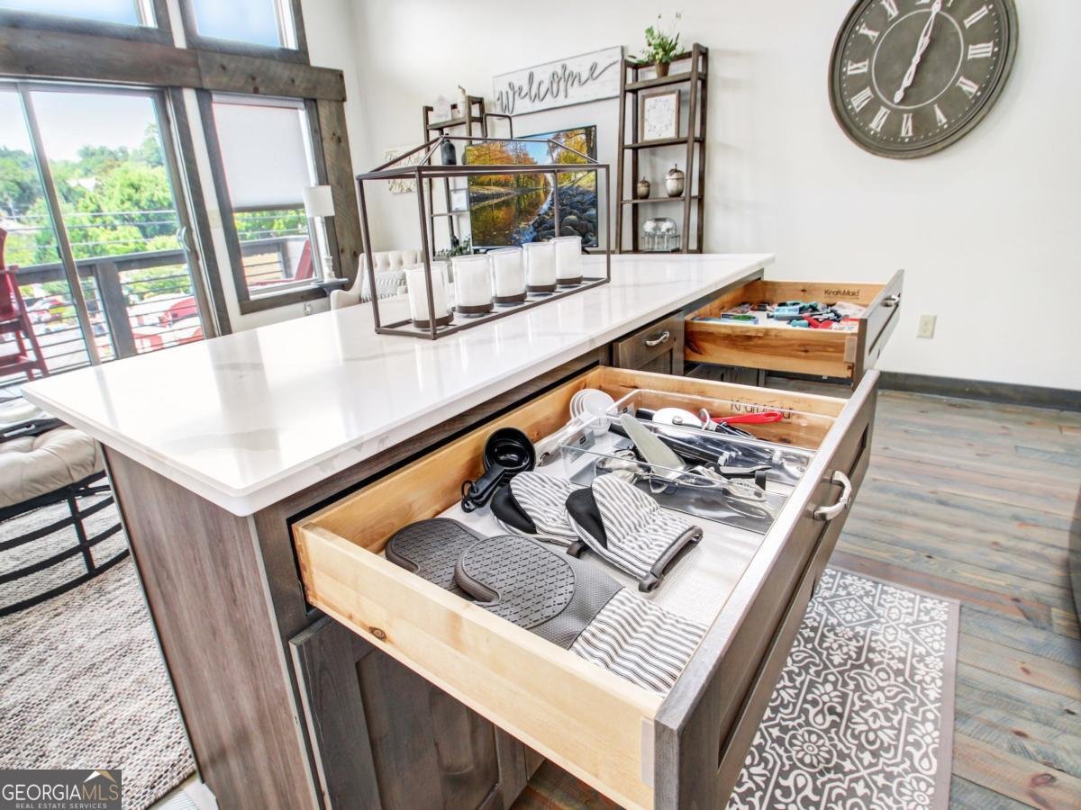 685 Main Street Blue Ridge - 13