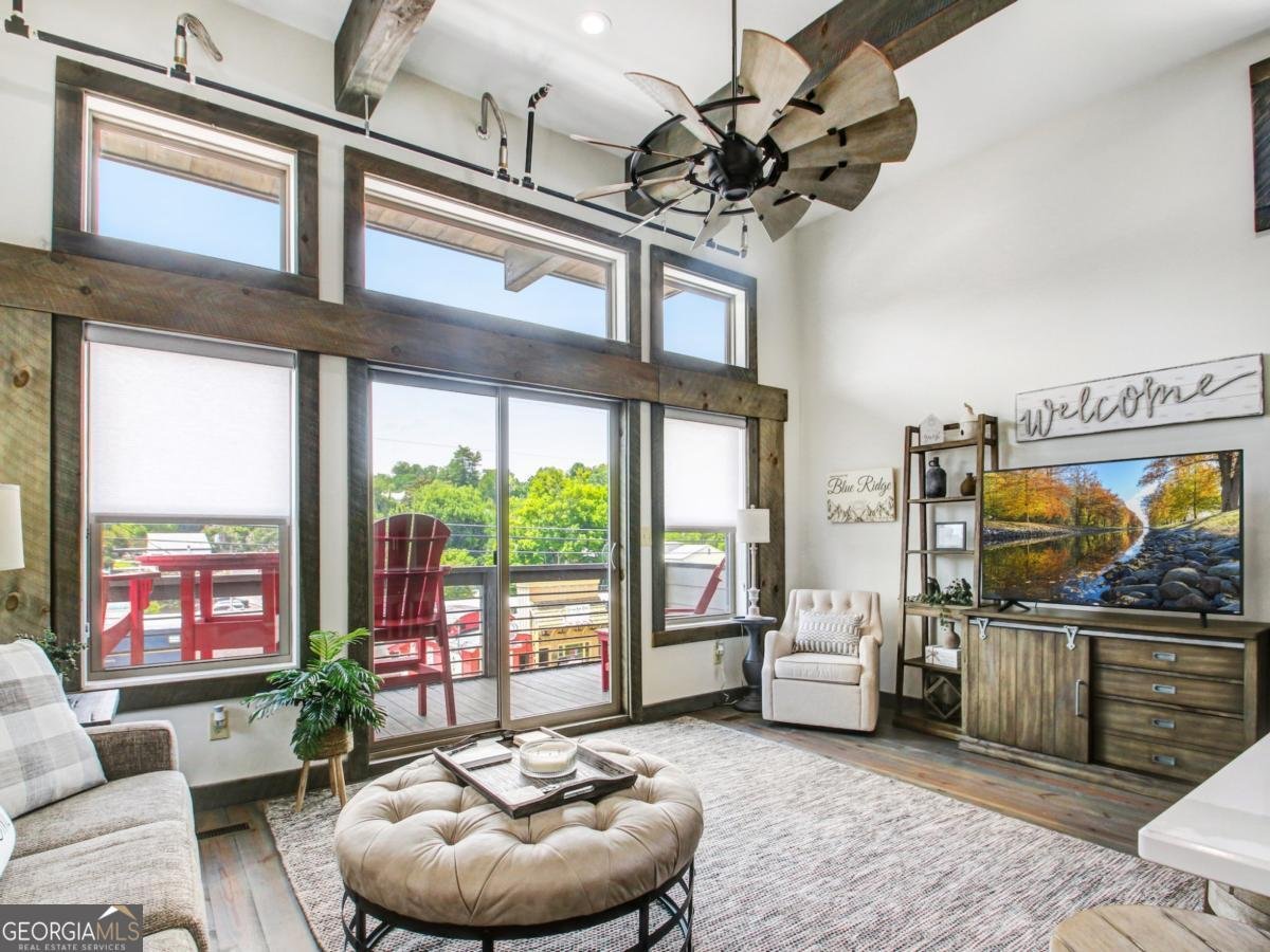 685 Main Street Blue Ridge - 17