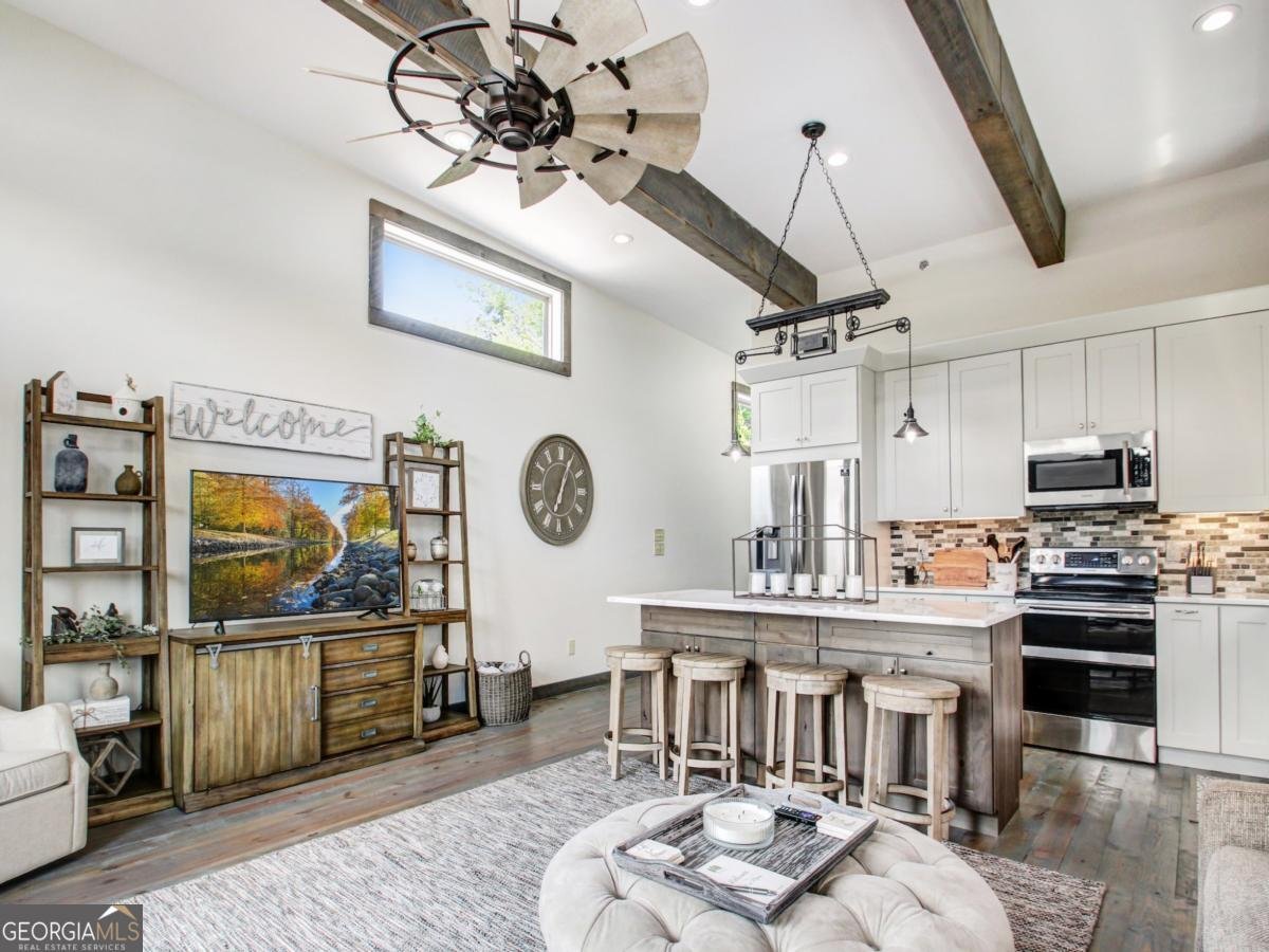 685 Main Street Blue Ridge - 18