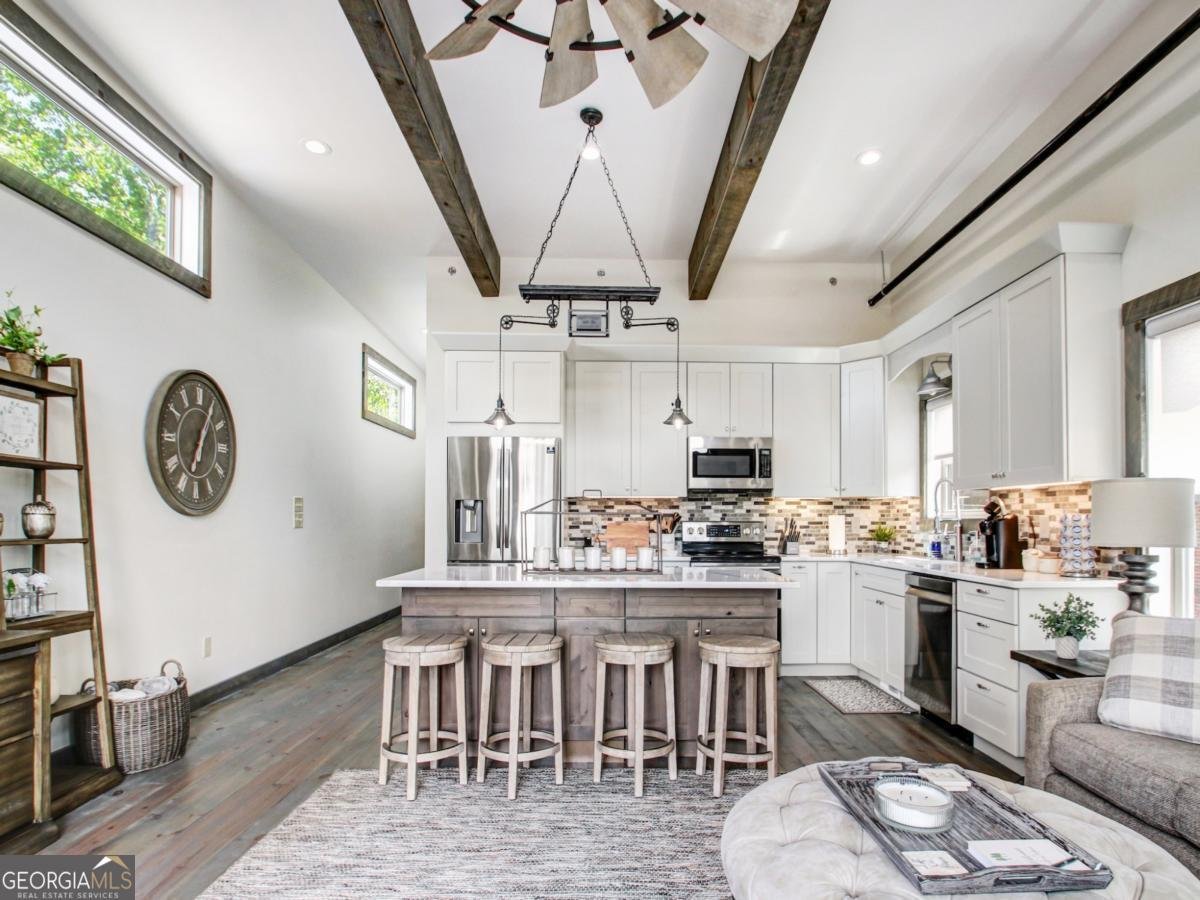 685 Main Street Blue Ridge - 22