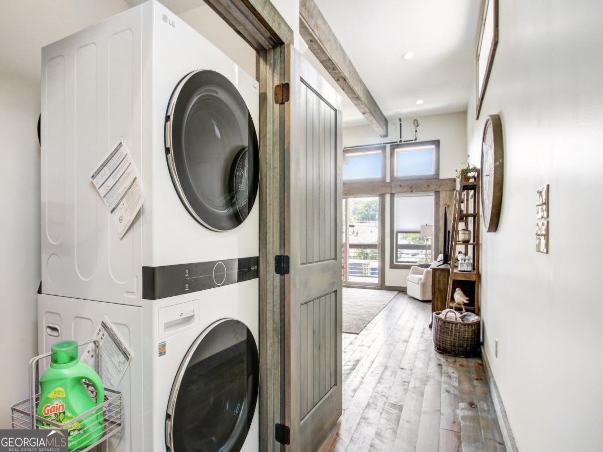 685 Main Street Blue Ridge - 33