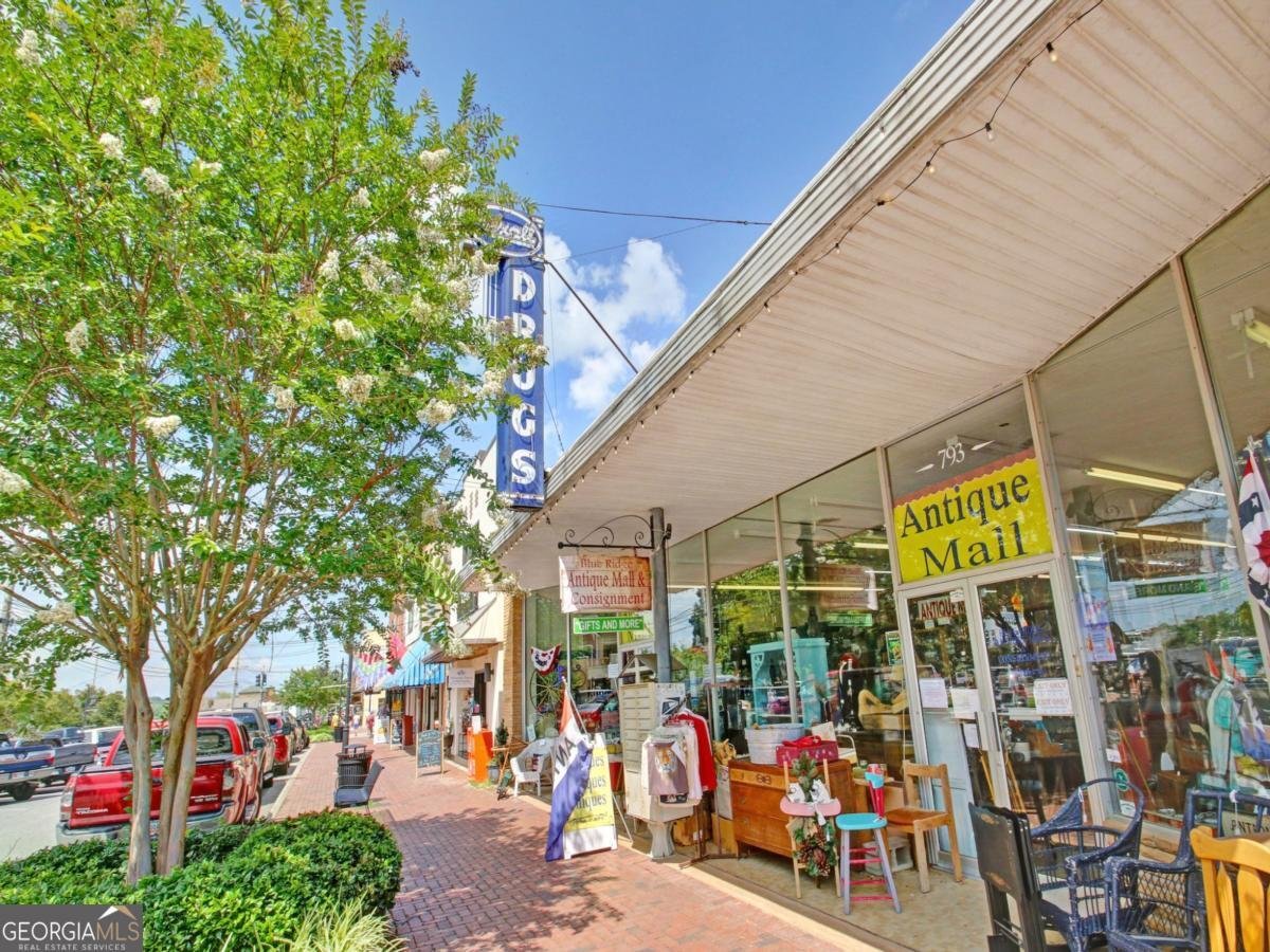 685 Main Street Blue Ridge - 38