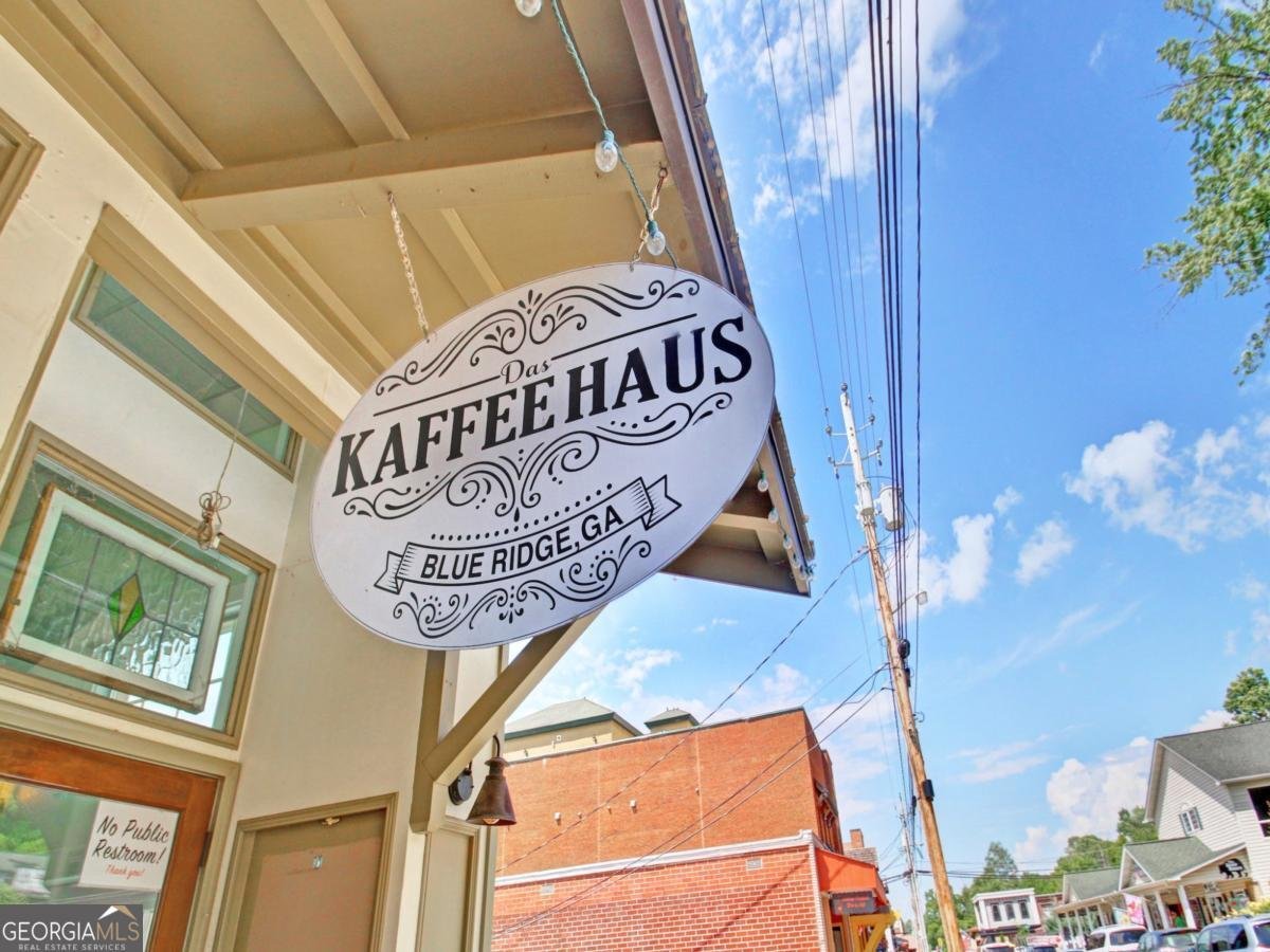 685 Main Street Blue Ridge - 40