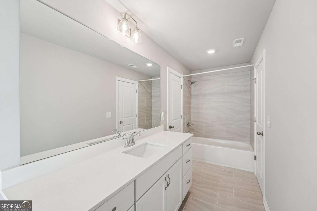 388 Lakeside Court Canton - 10