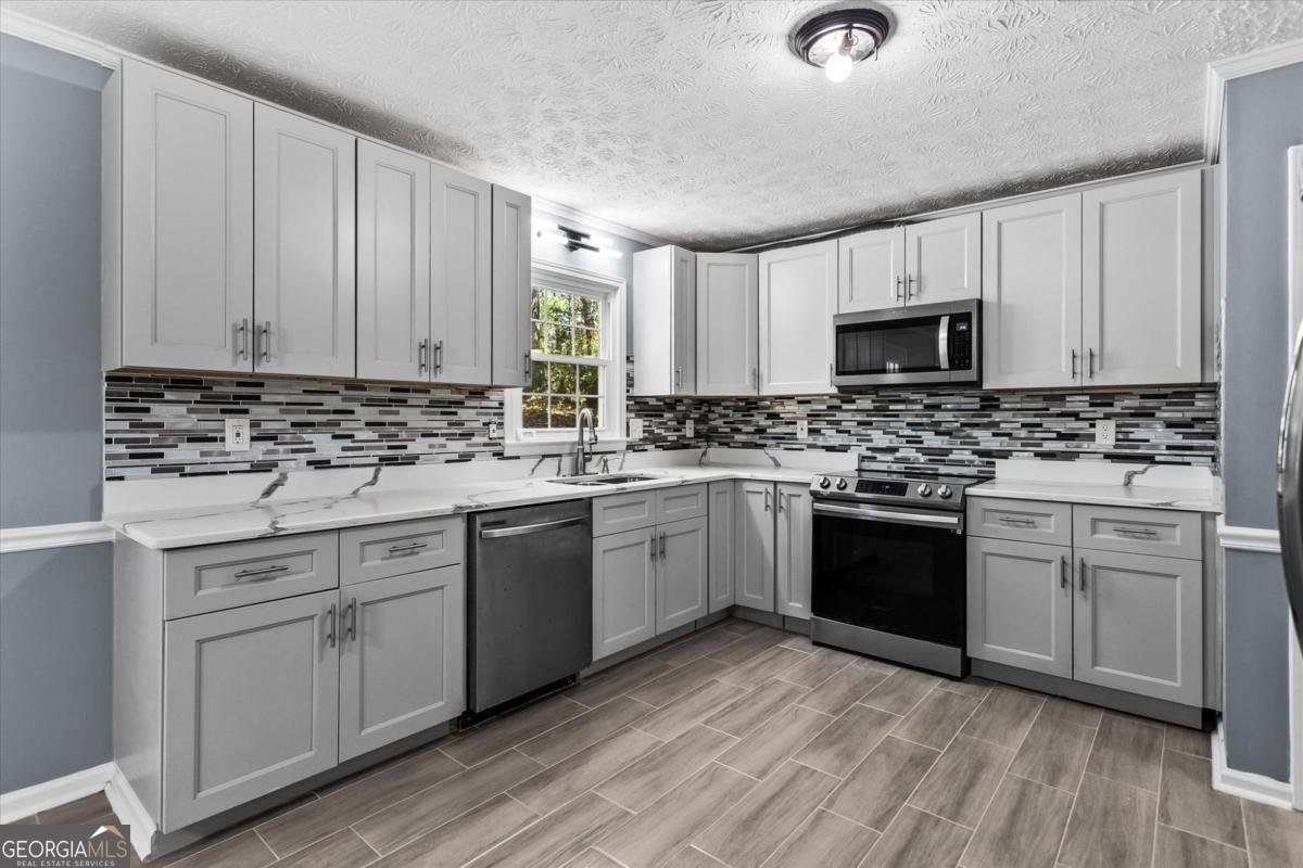 457 Casey Court Lawrenceville - 22